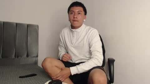 Snapshot of alex__lover chatting on January 2025 02:26:02 AM Owen online show from January 2025 02:26:02 AM