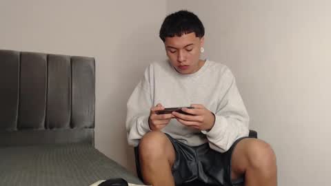 Snapshot of alex__lover chatting on February 2025 05:20:02 AM Owen online show from February 2025 05:20:02 AM