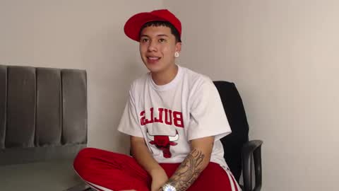 Snapshot of alex__lover chatting on February 2025 09:16:02 AM Owen online show from February 2025 09:16:02 AM