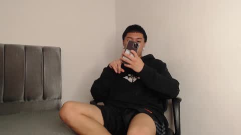 Snapshot of alex__lover chatting on February 2025 02:09:02 AM Owen online show from February 2025 02:09:02 AM