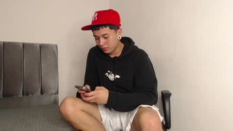 Snapshot of alex__lover chatting on February 2025 05:31:01 AM Owen online show from February 2025 05:31:01 AM