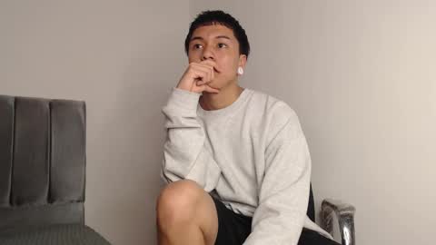 Snapshot of alex__lover chatting on September 2025 02:37:02 AM Owen online show from September 2025 02:37:02 AM