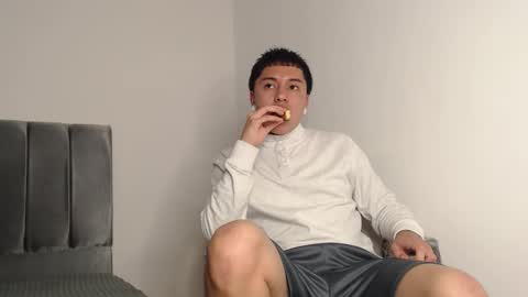 Snapshot of alex__lover chatting on October 2025 02:23:02 AM Owen online show from October 2025 02:23:02 AM