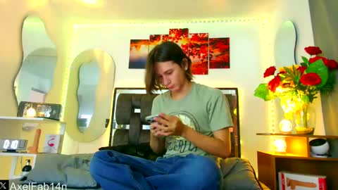 sneider online show from February 2025 06:47:02 PM