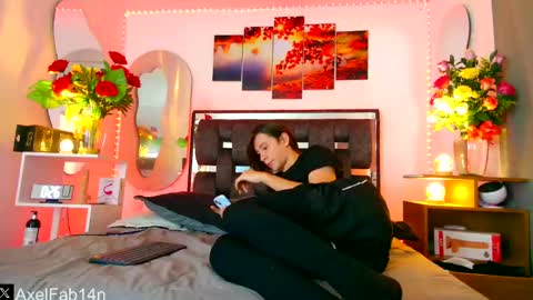 sneider online show from February 2025 07:02:01 PM