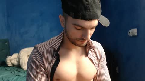 Alex online show from February 2026 02:44:01 AM