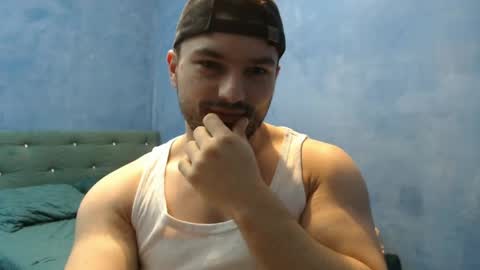 Snapshot of alex_blu chatting on May 2026 12:12:01 PM Alex online show from May 2026 12:12:01 PM