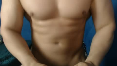 Snapshot of alex_blu chatting on May 2026 01:57:16 AM Alex online show from May 2026 01:57:16 AM