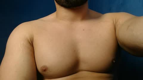 Snapshot of alex_blu chatting on June 2026 02:01:01 PM Alex online show from June 2026 02:01:01 PM