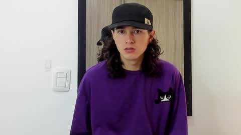 alex_connorr online show from February 2025 02:56:02 PM