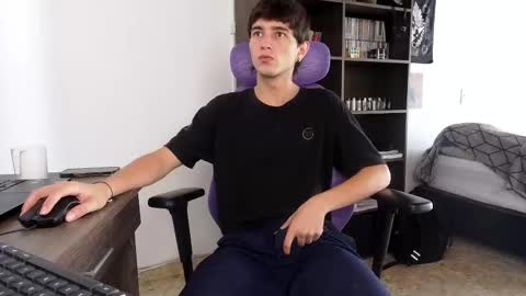 alex_connorr online show from October 2025 03:20:02 PM