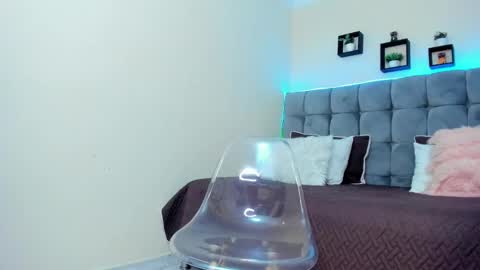 alex online show from January 2025 03:24:01 PM