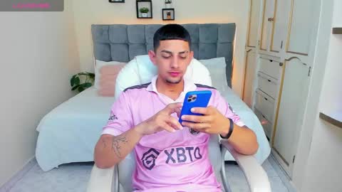 alex online show from February 2025 12:17:02 PM