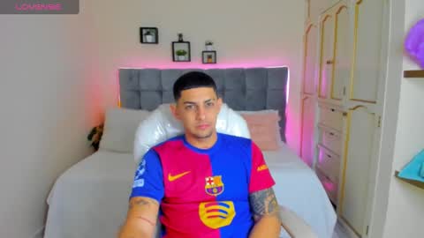 alex online show from February 2025 12:19:01 PM