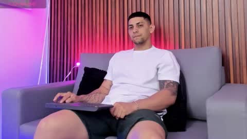 alex online show from March 2026 12:22:01 PM