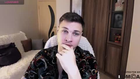 alex_milson online show from October 2025 07:07:02 AM