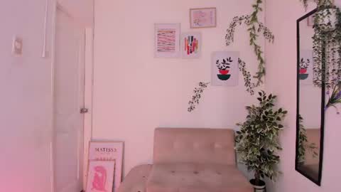alexis online show from June 2026 07:02:02 PM