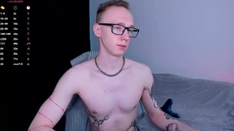 Snapshot of alex_silent chatting on June 2026 04:24:02 PM alex_silent online show from June 2026 04:24:02 PM