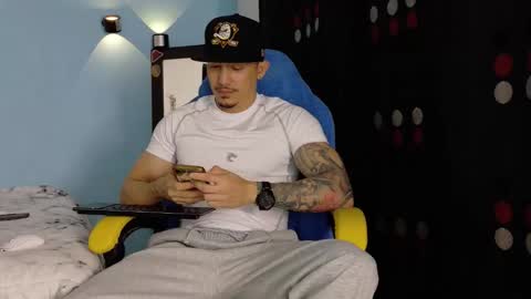 alex_sthorm online show from March 2026 04:25:02 AM