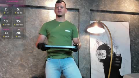 Alex Towers online show from December 2024 09:13:02 PM