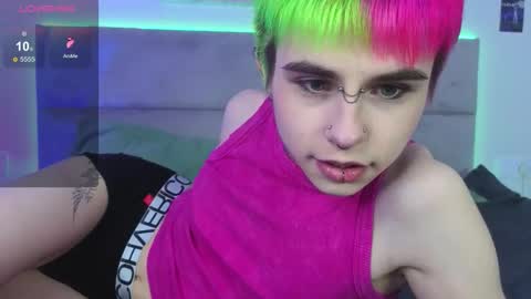 Alex Valley online show from October 2025 11:06:02 PM