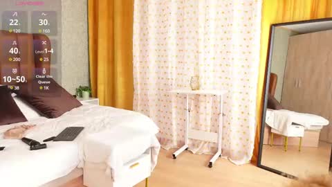 Alexa online show from February 2025 12:02:02 PM