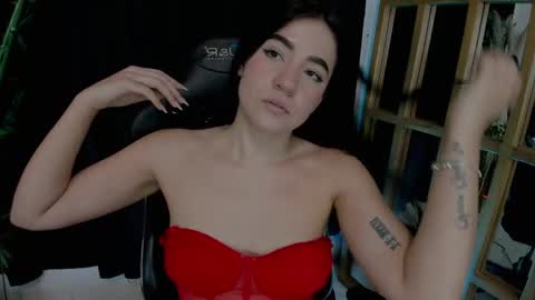 alexa_foxx27 online show from June 2026 08:02:02 PM