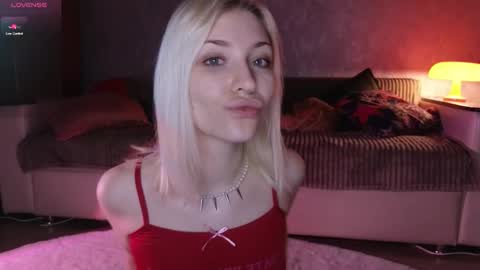 Alexa online show from November 2025 03:42:02 AM