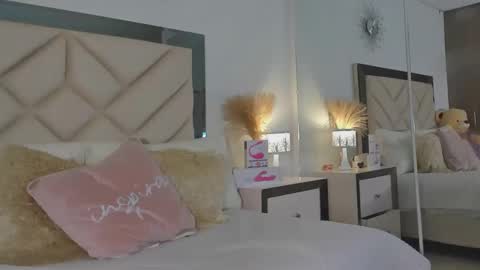 alexa_tobar online show from January 2025 05:13:01 AM