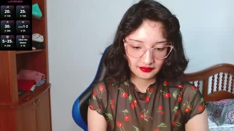 Alexandra 3 online show from October 2025 01:56:02 PM