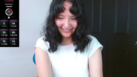 Snapshot of alexaa08 chatting on May 2026 09:10:01 PM Alexandra 3 online show from May 2026 09:10:01 PM