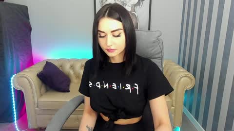 Snapshot of alexagreyyy chatting on January 2025 03:37:01 AM alexagreyyy online show from January 2025 03:37:01 AM