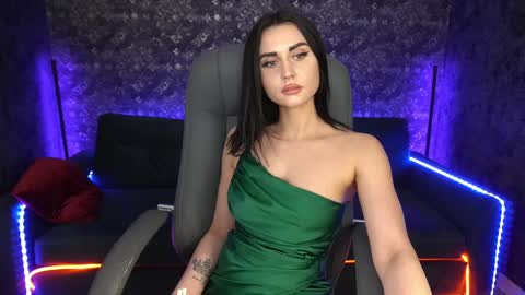 Snapshot of alexagreyyy chatting on February 2025 04:48:02 AM alexagreyyy online show from February 2025 04:48:02 AM