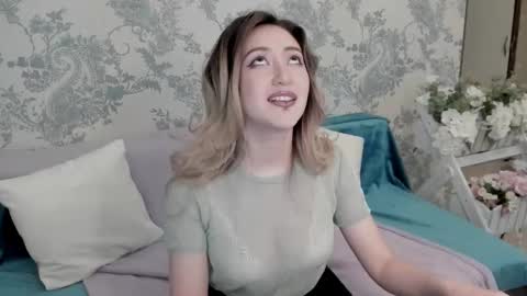 AlexaJang online show from March 2025 04:56:01 AM