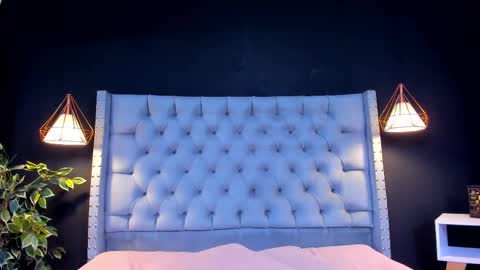 Snapshot of alexamora__ chatting on October 2025 11:50:02 AM C A M I L A  online show from October 2025 11:50:02 AM