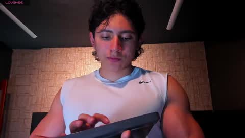 Alex online show from March 2025 04:34:02 AM