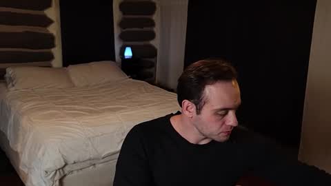 alexanderthemid online show from November 2025 03:06:01 AM