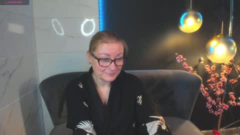 Alexandra online show from December 2024 02:57:02 PM