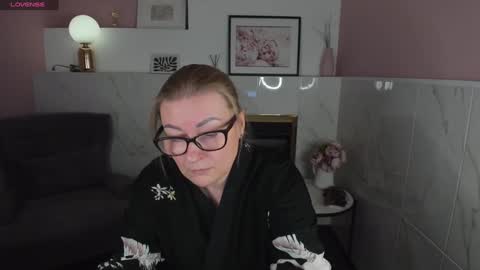 Alexandra online show from January 2025 08:48:01 PM