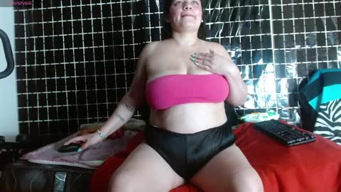 Snapshot of alexandra_xxx_ chatting on April 2026 05:08:01 AM alexandra_xxx_ online show from April 2026 05:08:01 AM