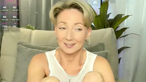 Snapshot of alexandrafix chatting on October 2025 12:46:02 PM Alexandra online show from October 2025 12:46:02 PM
