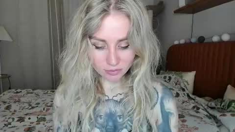 alexarush online show from April 2026 06:44:02 PM