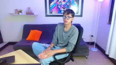 alex online show from April 2026 02:12:02 PM