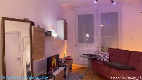 Snapshot of alexdavey chatting on January 2025 09:35:02 PM           online show from January 2025 09:35:02 PM