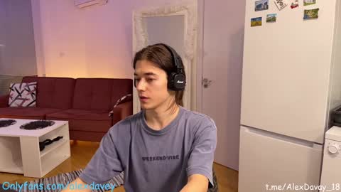 Snapshot of alexdavey chatting on January 2025 07:21:01 PM           online show from January 2025 07:21:01 PM