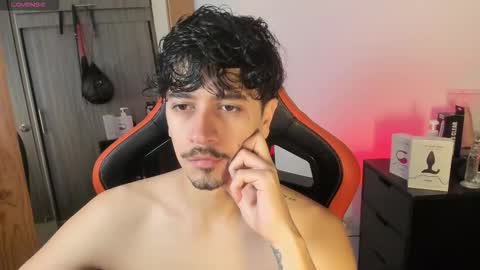 alexfloreszzz online show from September 2025 01:11:01 PM