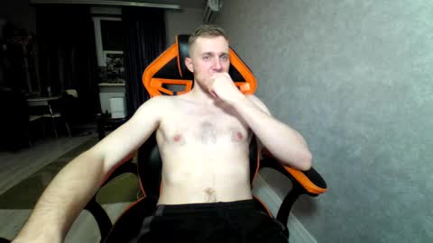 Alex online show from February 2025 10:58:01 PM