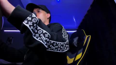 Snapshot of alexgiraldo__ chatting on November 2025 11:22:02 AM alexgiraldo__ online show from November 2025 11:22:02 AM