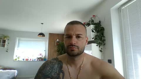 rey ale84 online show from April 2026 01:33:02 PM