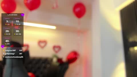 Snapshot of alexiacooperr chatting on February 2025 06:33:01 AM Alexiaa Online 1430 to 2100 GMT-5 online show from February 2025 06:33:01 AM